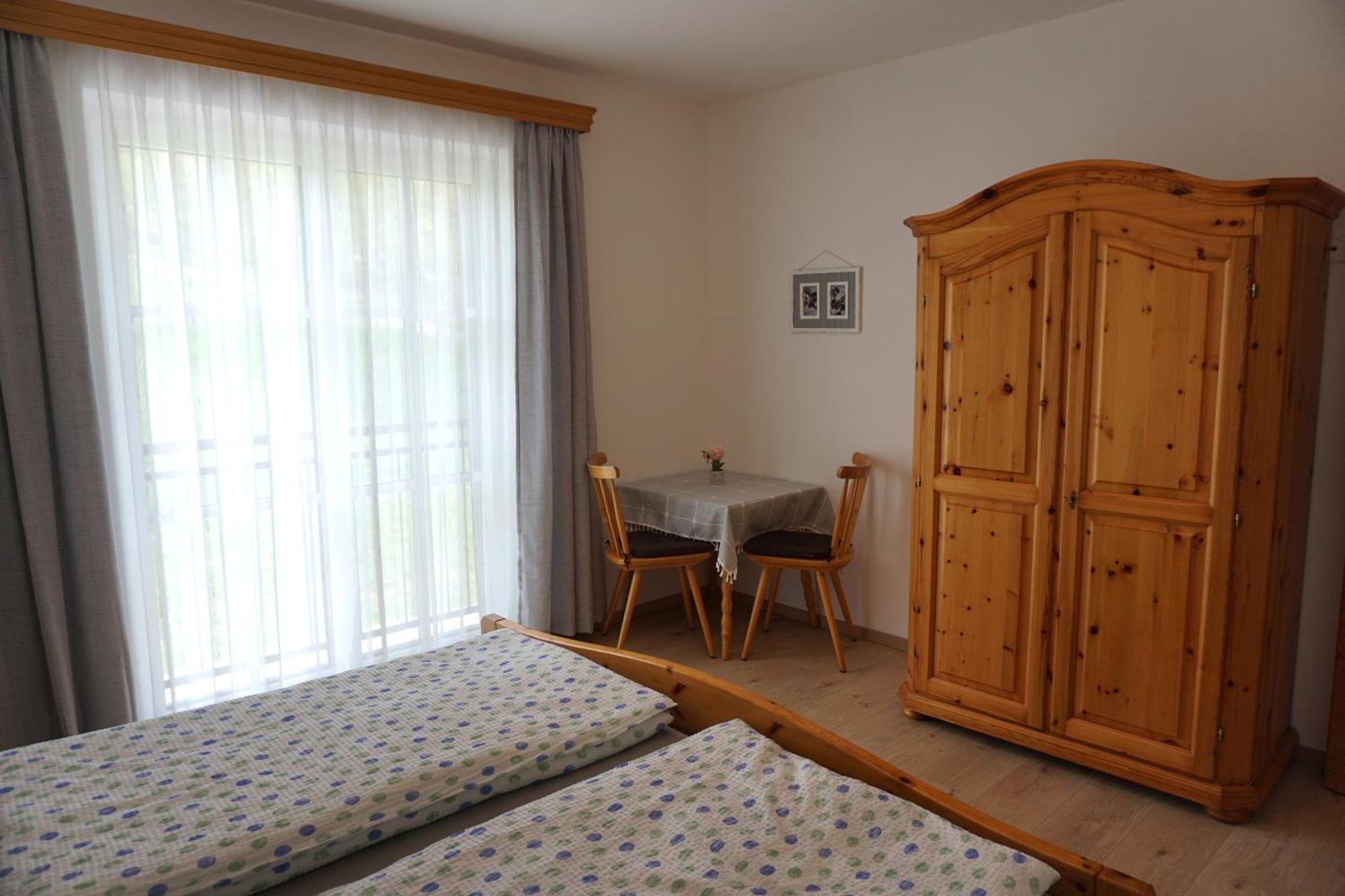 Ferienwohnung Hausleitner Zell am Moos Exterior photo